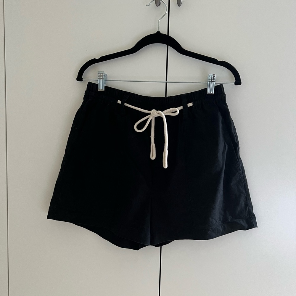 Vince Black High Waist Women Shorts